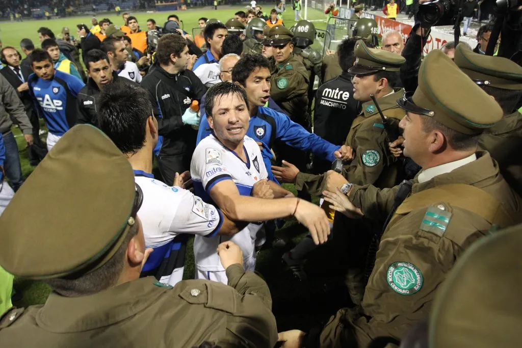 Qué trifulca. (Marcelo Hernandez/Photosport)
