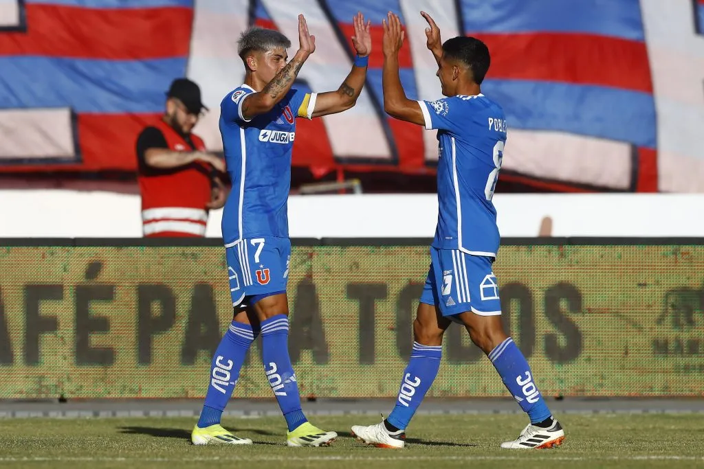 La U festeja su buena campaña en el torneo