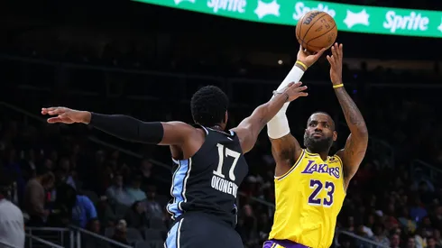 Los Lakers vuelven a la cancha.