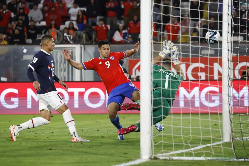 Aravena estará en el inicio del proceso de Ricardo Gareca (Photosport)