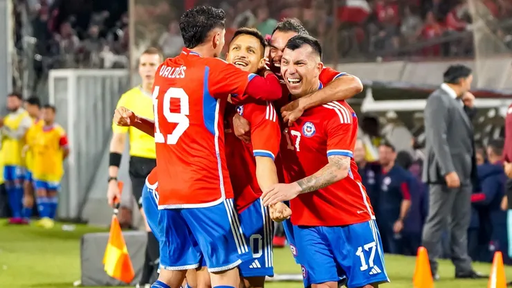 Chile vuelve a la cancha con el debut de Ricardo Gareca en su banca.
