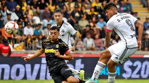 El Cacique mira de muy lejos los puestos de arriba