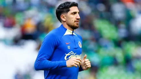 Diego Valdés en riesgo de ser baja para los amistosos de La Roja.