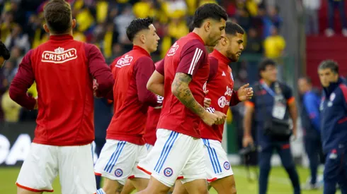 La selección chilena comenzó el periplo hacia el Viejo Continente.
