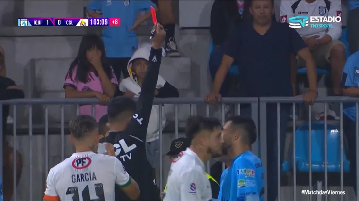 Matías Assadi expulsó a Joaquín Moya tras chequear las imágenes en el VAR.