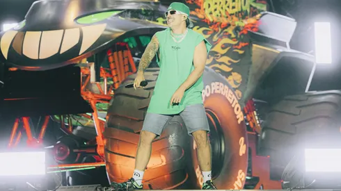 Feid en Lollapalooza Chile 2024.