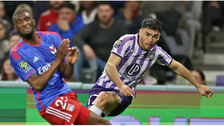 Suazo jugó los 90' en la caída de su equipo ante Lyon.