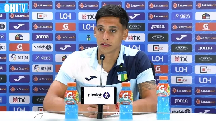 Martín Sarrafiore en conferencia de prensa con O´Higgins.