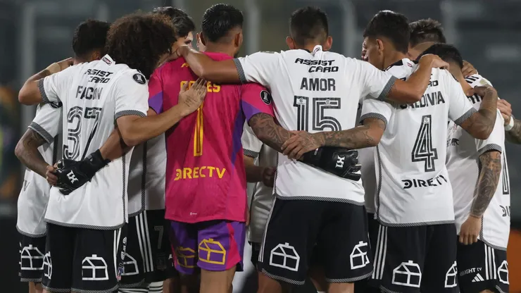 Colo Colo durante el partido con Trinidense por la Copa Libertadores.