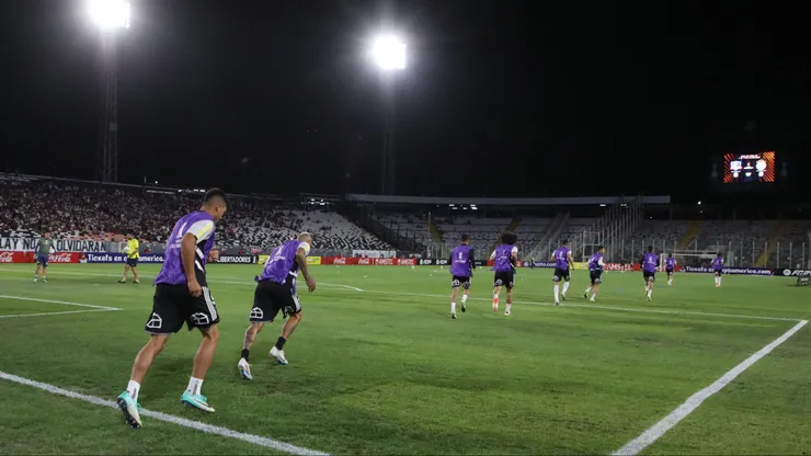 La cancha del Monumental está en muy mal estado.