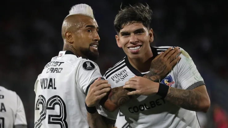 Vidal y Palacios tuvieron una deliberación para elegir al pateador del penal.