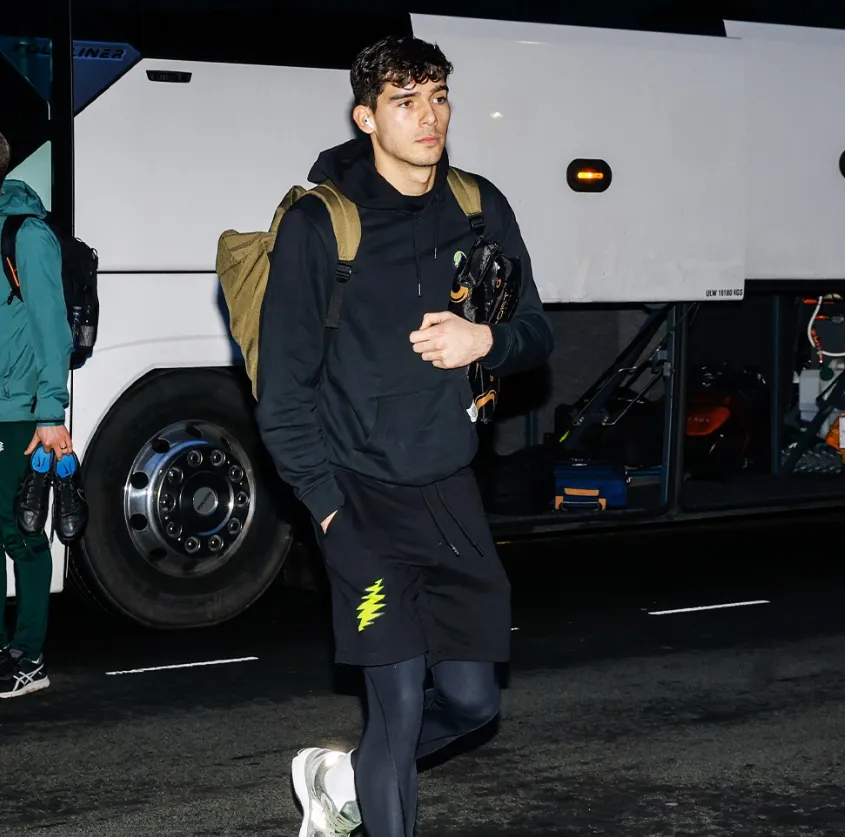 Así llegó Vicente Reyes al duelo ante el Bradford City. (Captura Forest Green Rovers).