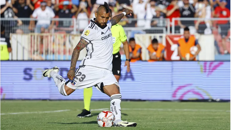 Vidal lidera la lista de pateadores ante una posible definición a penales