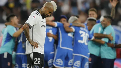 El referente de la U carga la mano con Jorge Almirón.