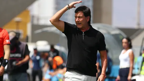 Fernando Díaz, DT de Coquimbo fue expulsado en derrota con Iquique.