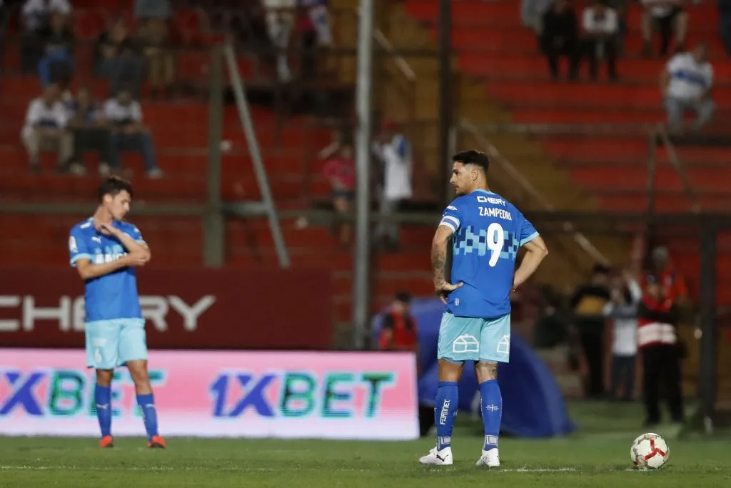 Católica sufre por el mal momento futbolístico que atraviesa (Photosport)