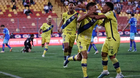 Everton agiganta la crisis deportiva de Universidad Católica.