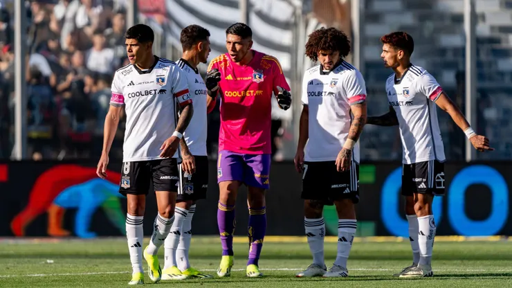 Colo Colo recibe a Trinidense en la Libertadores.