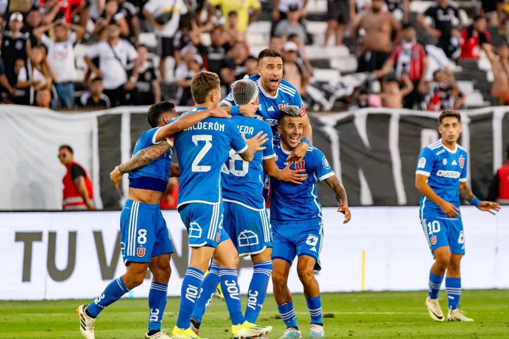 Universidad de Chile pudo volver a festejar ante Colo Colo después de demasiados años. | Foto Guillermo Salazar.