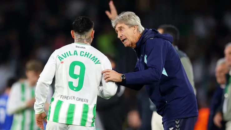 Manuel Pellegrini fue respaldado por la dirigencia del Real Betis.