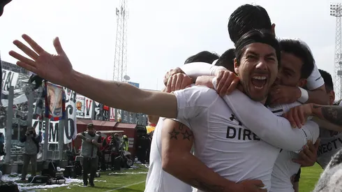 Jaime Valdés y uno de sus goles en el Superclásico.