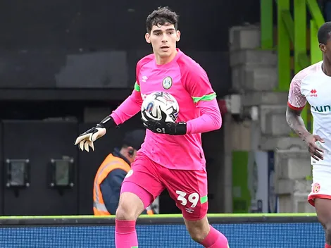 Reyes celebra su noche dorada en Inglaterra co mensaje a Gareca