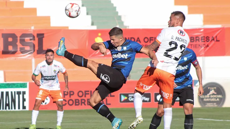 Cris Martínez marcó uno de los tantos de Huachipato.