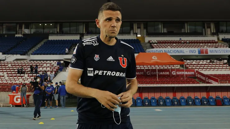 Walter Montillo se despidió de la U en un Nacional sin hinchas.
