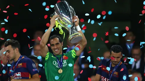 Bravo entre los mejores arqueros en la historia del Barcelona.