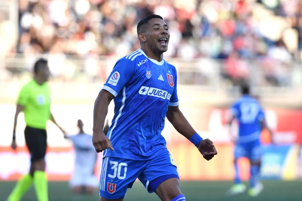Cristián Palacios seguirá siendo el delantero de la U. Foto: Alejandro Pizarro Ubilla/Photosport