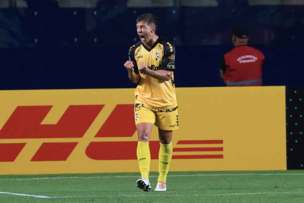 Así celebró Johansen su gol. (Eduardo Fortes/Photosport).