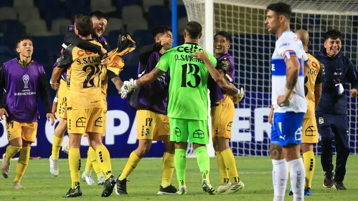 Coquimbo Unido festejó en la Sudamericana ante la Católica.