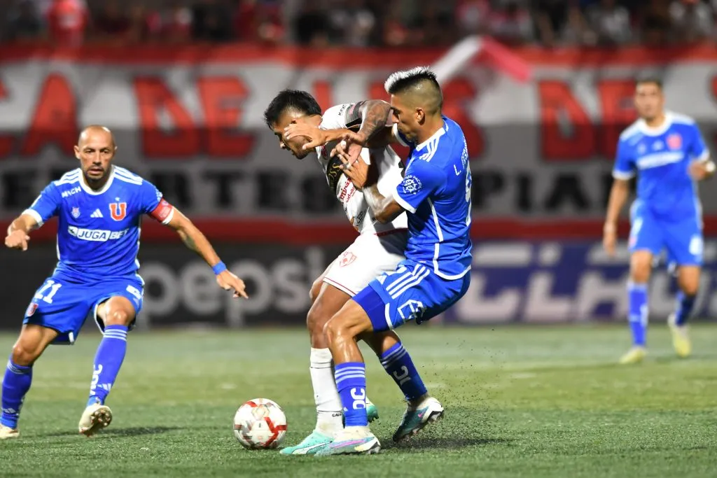 Fernández fue una buena figura de la U ante Copiapó