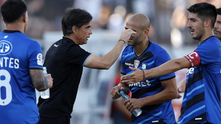 El ciclo de Javier Sanguinetti en Huachipato no comenzó con buenos resultados.