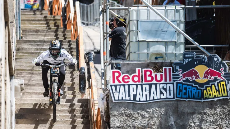 Red Bull celebró este 2024 su vigésima edición de Valparaíso Cerro Abajo.