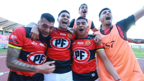 Rangers goleó y es líder de la B