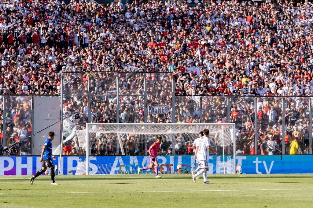 Colo Colo lleva varios partidos con aforo limitado en este inicio de año. ¿Cambiará la situación en el Superclásico ante la U? | Foto: Guillermo Salazar.