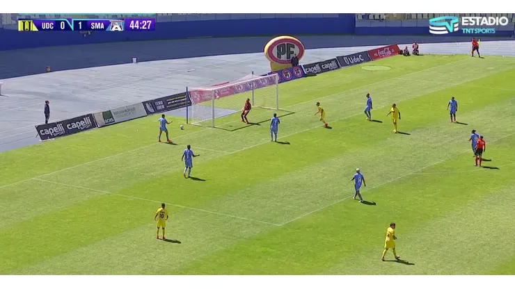 Un autogol que dará la vuelta al mundo.