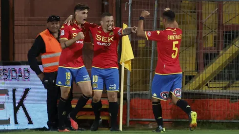 Unión Española celebra la definición exquisita de Vecchio ante los Piratas.