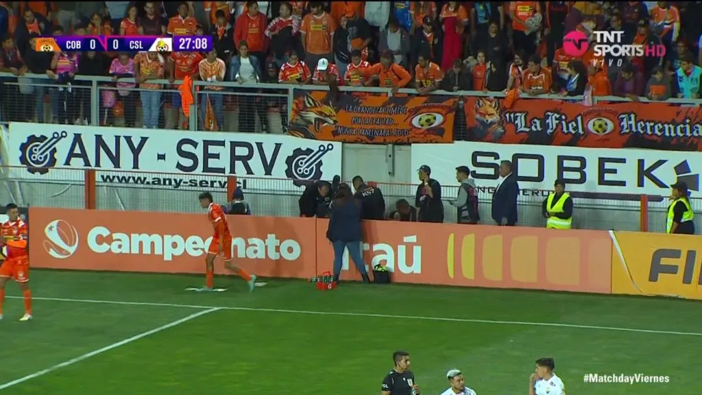 Minutos de tensión en Calama mientras se atendía al camarógrafo (Captura)