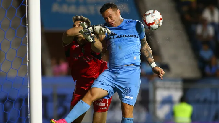 Los dragones reclaman por el alto gasto de cambiar el partido.