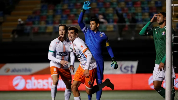 Cobresal suma puntos de oro en su visita al Audax Italiano.
