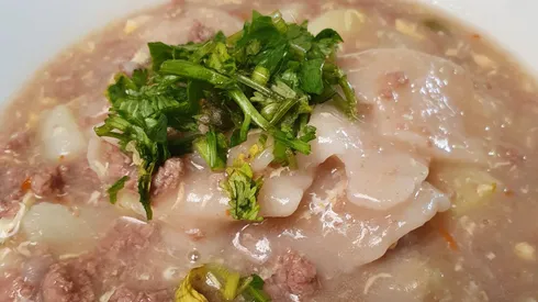 Receta de pantrucas: Un plato reconfortante.