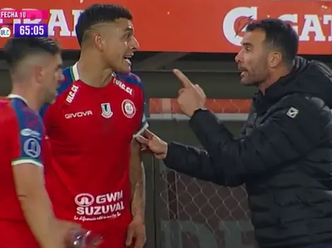 Bruno Romo protagoniza fuerte cruce con DT de La Calera