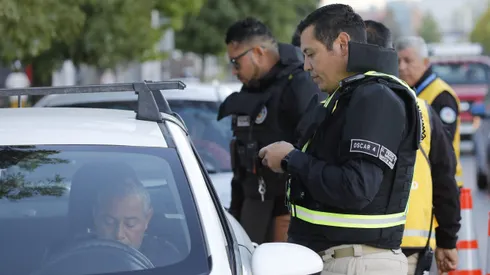 Automovilistas deben estar alerta a las modificaciones en grabado de patente.