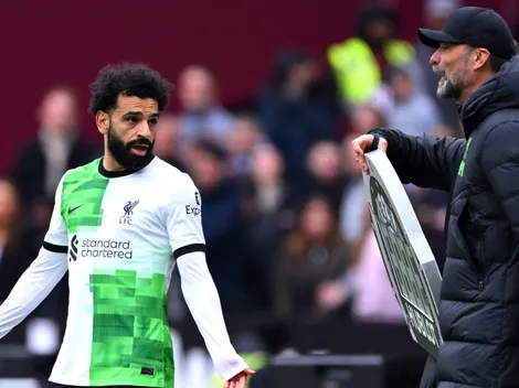 Salah apaga con bencina su bronca con Klopp