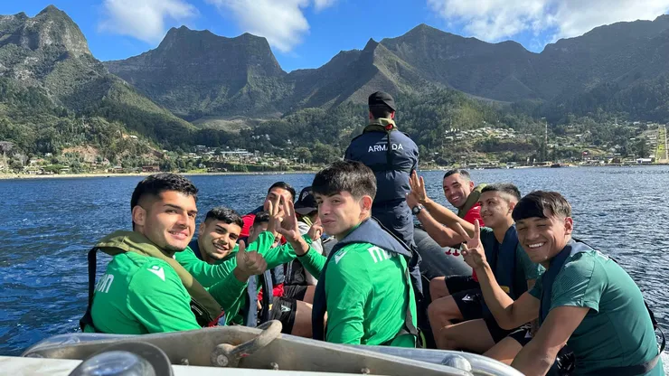 Los más jóvenes del plantel de Wanderers han disfrutado de Juan Fernández.