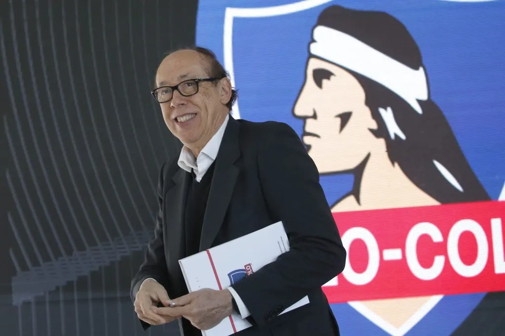Alfredo Stöhwing se retiró de la presidencia de Colo Colo. Foto: Dragomir Yankovic/Photosport