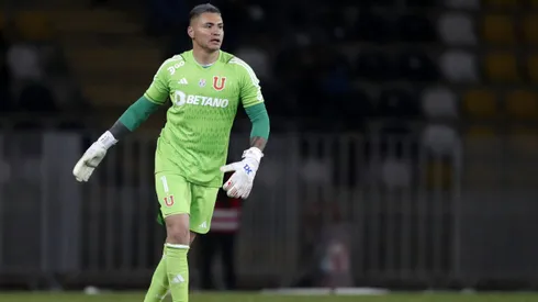 El portero podría ser rival de la U en cuartos de final.