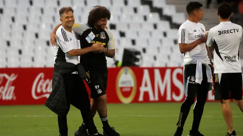 Aníbal Mosa estuvo muy cerca del plantel de Colo Colo en Mendoza para el duelo con Godoy Cruz.